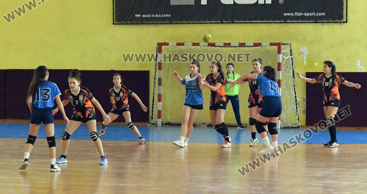 Започнаха мачовете за хандбалната Купа на България до 14 години