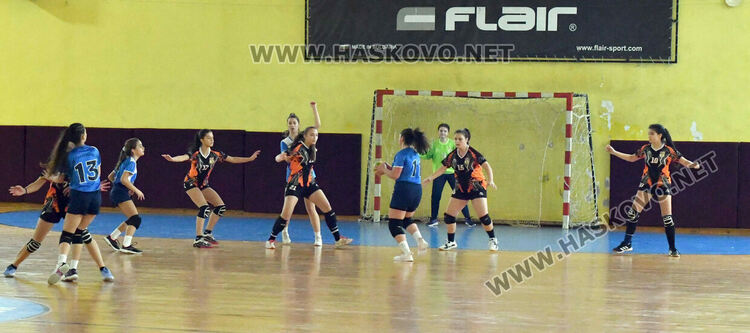 Започнаха мачовете за хандбалната Купа на България до 14 години