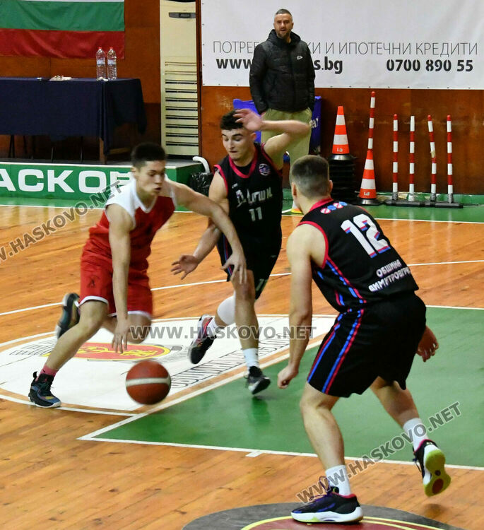 Местно баскетболно дерби в контрола между Хасково и Димитровград