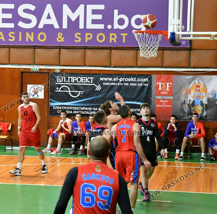Местно баскетболно дерби в контрола между Хасково и Димитровград