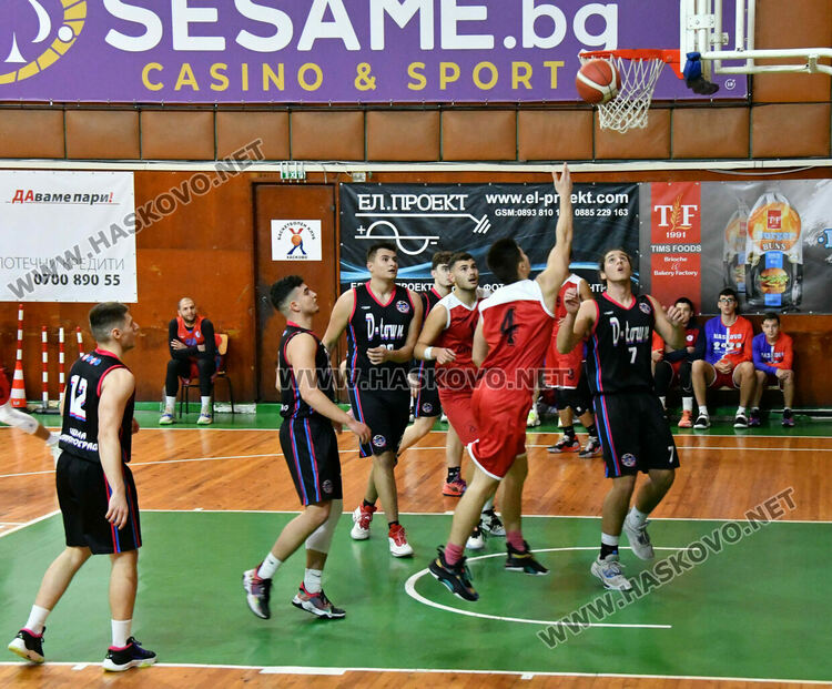 Местно баскетболно дерби в контрола между Хасково и Димитровград