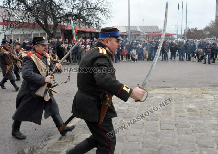 Родолюбци възстановиха събитията от Освобождаването на Харманли 