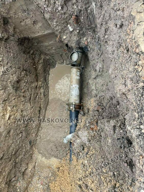 Нова ВиК авария на кръстовище в Хасково 