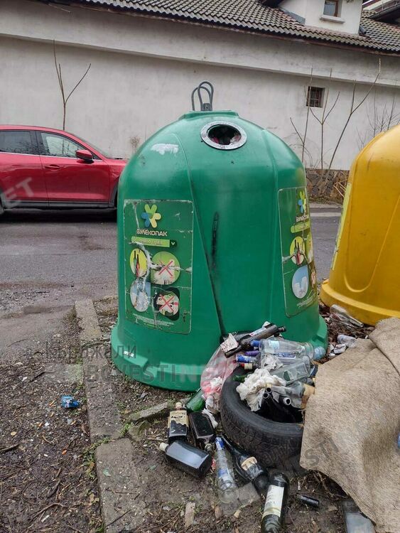 И разделното събиране на отпадъци в Кърджали зацикля,вече има случаи на сметища около контейнерите