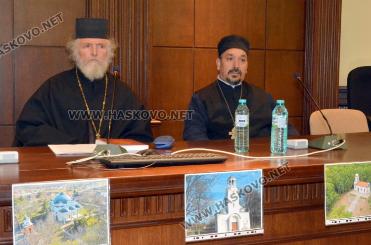 Свещеникът Димитър Евтимов публикува първото по рода си изследване за църквите и параклисите в Хасковска духовна околия