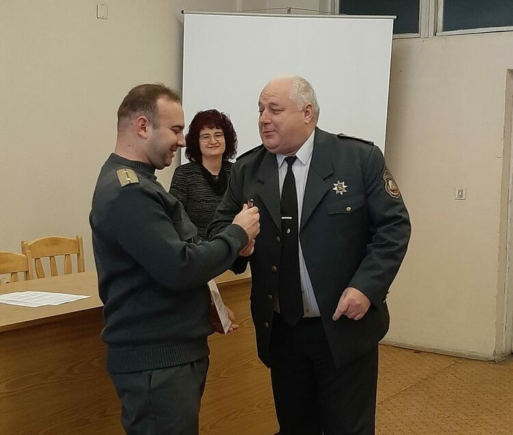 Наградиха пожарникарите на годината на областно ниво