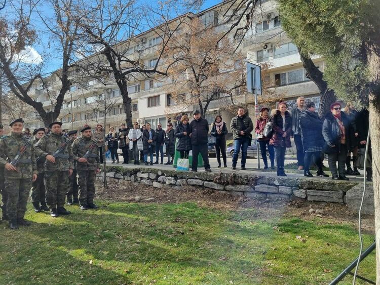 Асеновград отпразнува 145-тата годишнина от освобождението си (снимки)