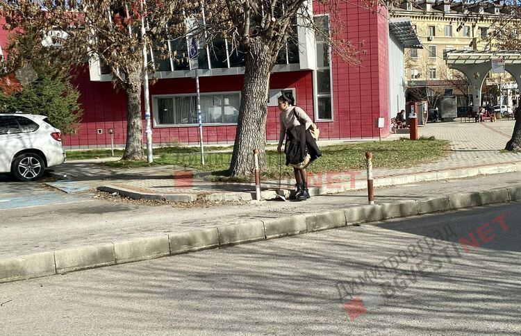 Лишиха димитровградчани от паркинга на автогарата