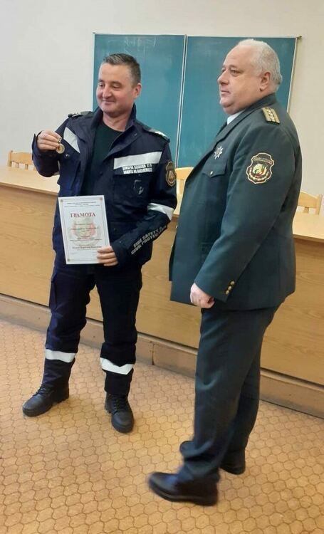 Наградиха пожарникарите на годината на областно ниво