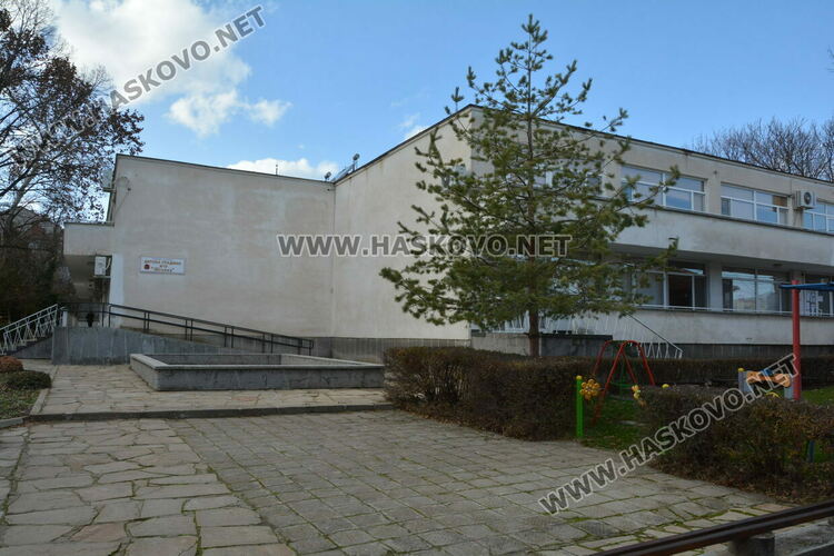 Искат финансиране за ремонт на 3 училища и 4 детски градини в Хасково