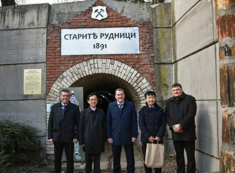 Кметът на Община Перник Станислав Владимиров и екипът му се срещнаха с посланика на Япония Н. Пр. г-н Хироши Нарахира