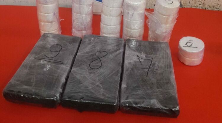 Задържаха дрогиран тираджия с кокаин за 777 120 лева