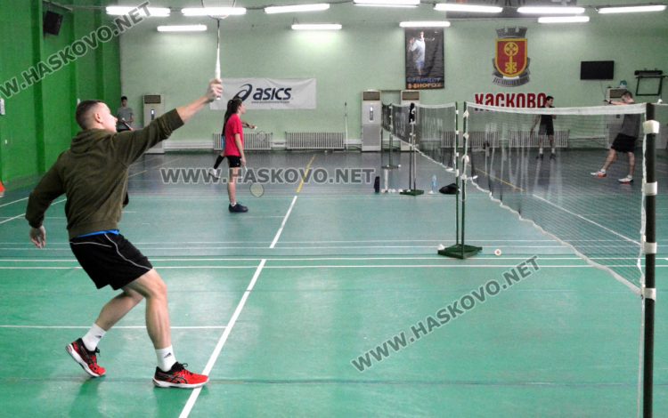 150 състезатели се включват в турнира по бадминтон „Братя Касабян“