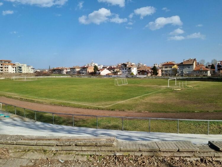 Община Асеновград и община Пловдив преговарят за седалки на стадион "Шипка"