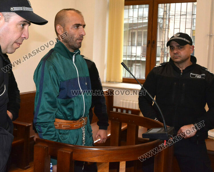 Задържаният за убийството в Гарваново остава в ареста