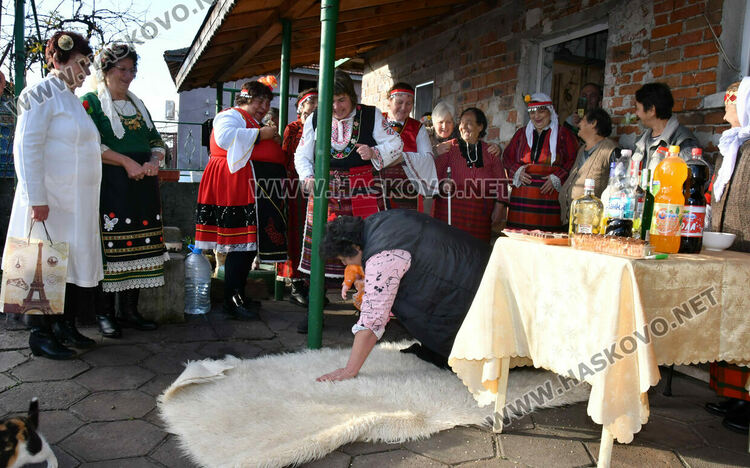 По стар стил отбелязаха Бабинден в Узунджово