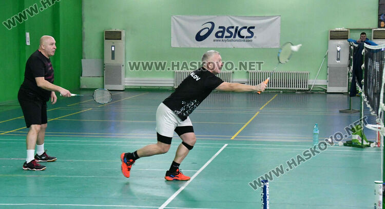 Наградиха победителите на двойки в международния турнир по бадминтон 