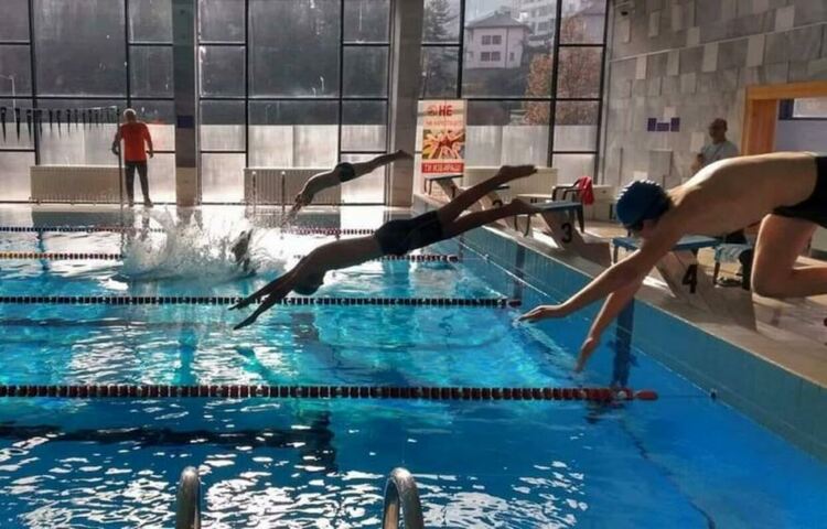 Плувният басейн в Смолян няма да работи