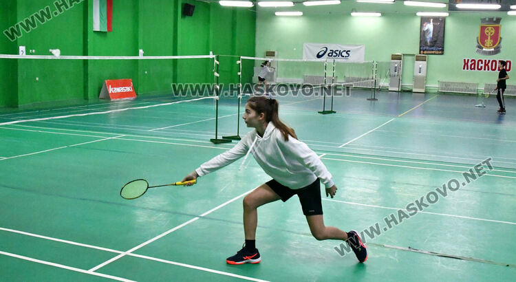 Призьорите на смесени двойки в международния турнир по бадминтон