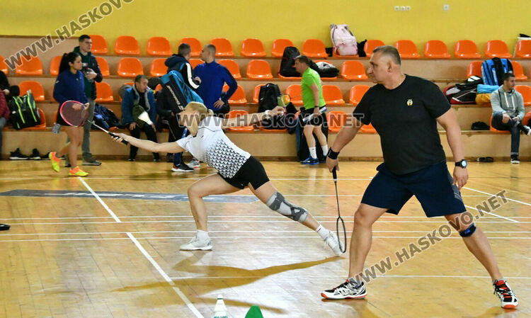 Призьорите на смесени двойки в международния турнир по бадминтон