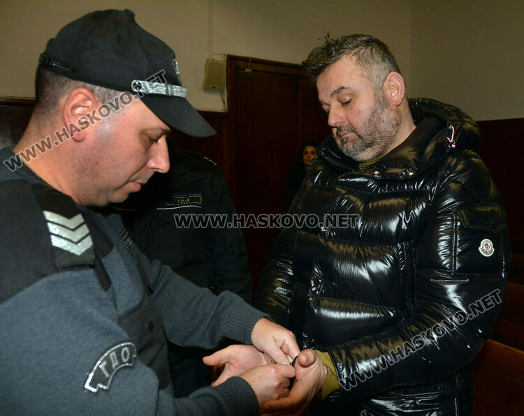 5000 лв. гаранция за тираджия, обвинен за мащабна контрабанда на цигари преди 12 г.