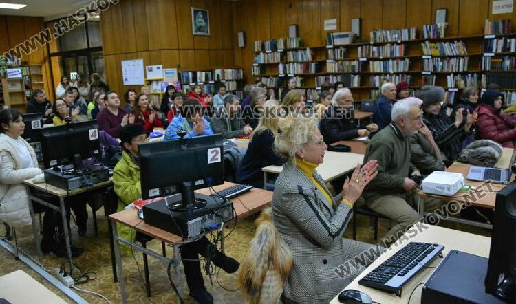 Виктория Бешлийска представи книгата си „Сърце“ в Хасково