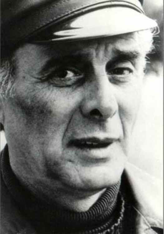 Ретроспективна изложба в КДК по повод 90-годишнината от рождението на Петър Стайков