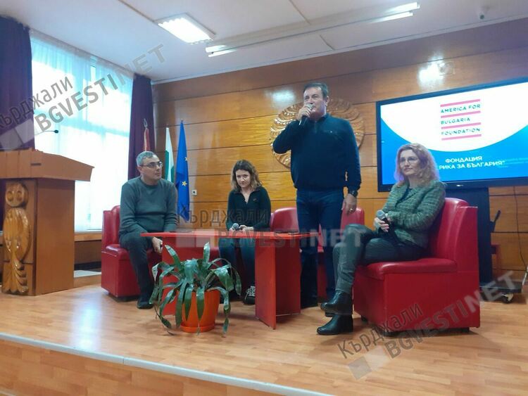 СУ“Петко Р. Славейков“ ще обучава 15 младежи за лицензирани екскурзоводи