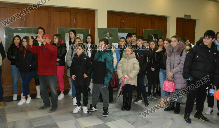 Полският посланик у нас представи своя поглед към пернатия свят на България