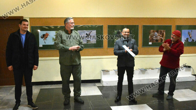 Полският посланик у нас представи своя поглед към пернатия свят на България