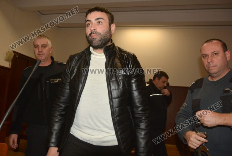 Оставиха в ареста мъжа, издирван за измами за онлайн продажба на мобилни телефони