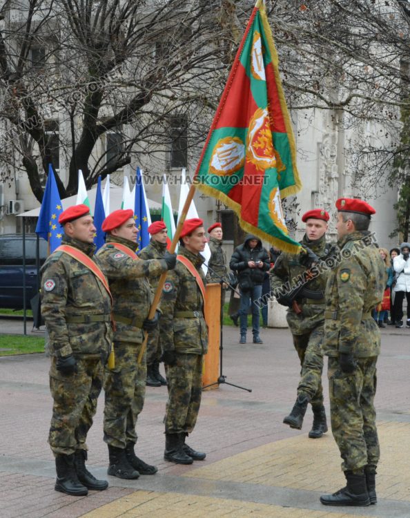 Военна клетва на площад „Свобода“ за първи път от 37 години насам