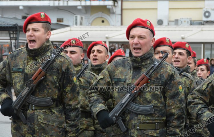 Военна клетва на площад „Свобода“ за първи път от 37 години насам