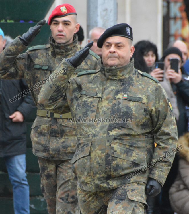 Военна клетва на площад „Свобода“ за първи път от 37 години насам