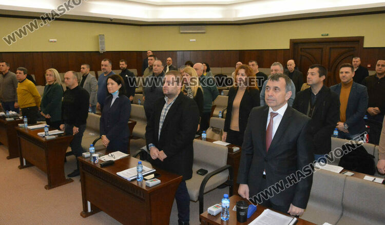 Нов общински съветник положи клетва в Хасково в края на мандата, друг се отказа от мястото си