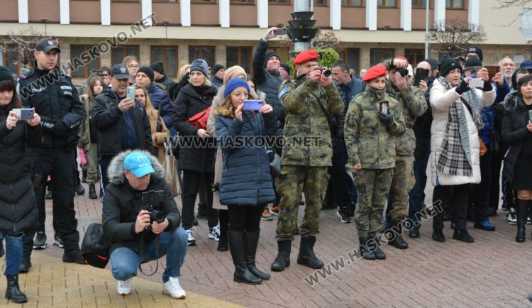 Военна клетва на площад „Свобода“ за първи път от 37 години насам