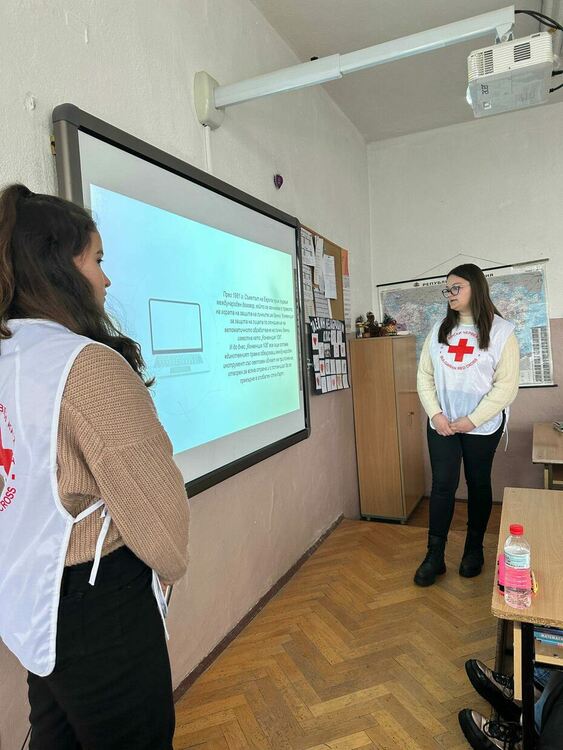 Тази седмица за доброволците от БМЧК – Кърджали премина в образователно-информационни инициативи