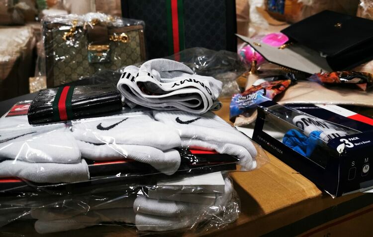 Разкриха фалшиви стоки на пункта "Капитан Андреево" за Нидералнадия