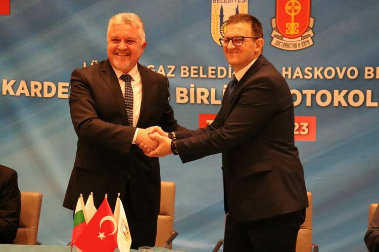 Хасково и Люлебургас с идеи за общи инициативи след побратимяване