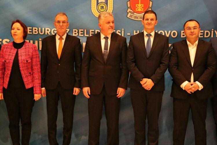 Хасково и Люлебургас с идеи за общи инициативи след побратимяване