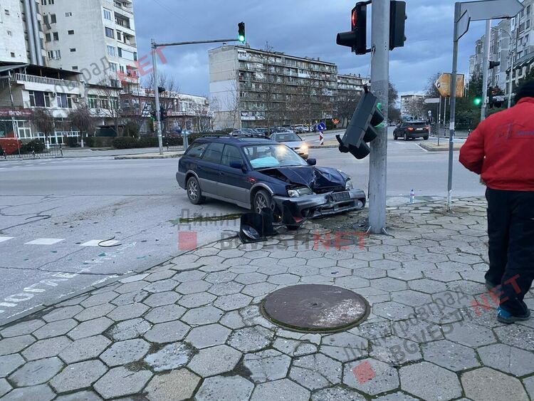 Катастрофа на кръстовището до "Примата"