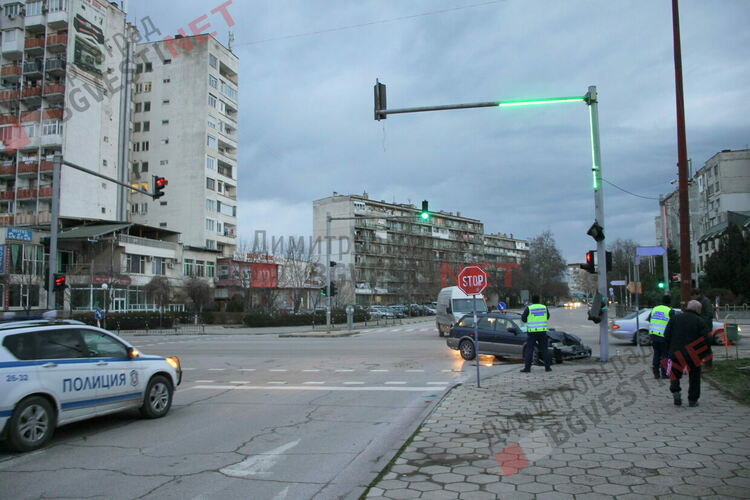 Катастрофа на кръстовището до "Примата"