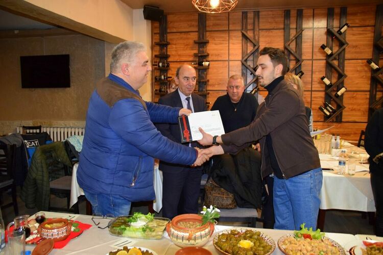 Откриха най-вкусните станимашки сармички (снимки)