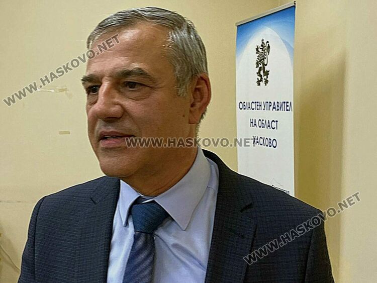 Прокуратурата продължава да проверява  областния управител на Хасково Минко Ангелов