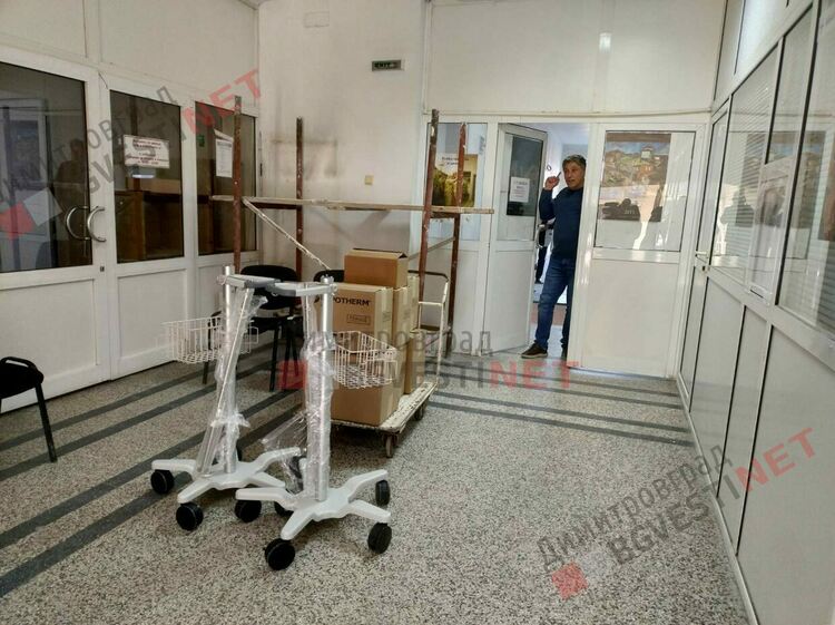 Нова животоподдържаща апаратура и ремонти в болницата в Димитровград
