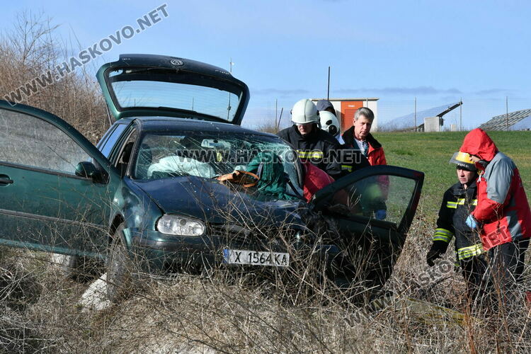 Две водачки пострадаха при челна катастрофа между Хасково и Минерални бани