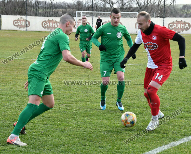 „Саяна Хасково“ победи „Загорец“ с 2:0 в контрола