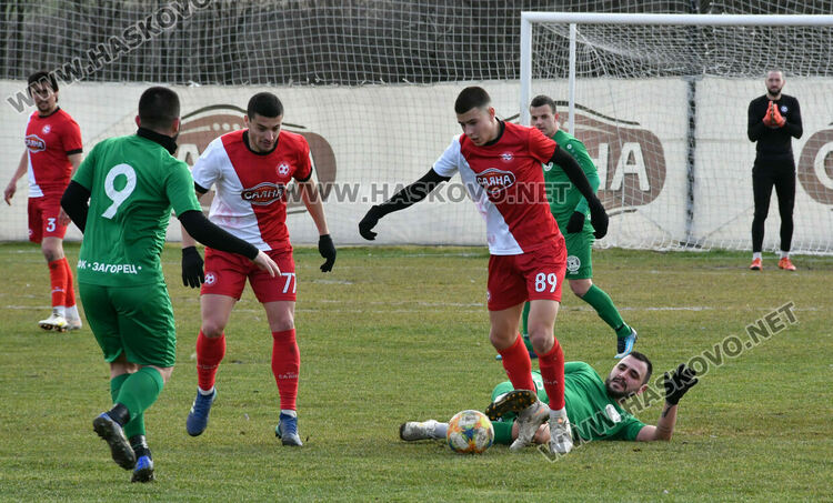 „Саяна Хасково“ победи „Загорец“ с 2:0 в контрола