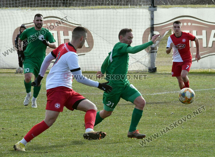 „Саяна Хасково“ победи „Загорец“ с 2:0 в контрола