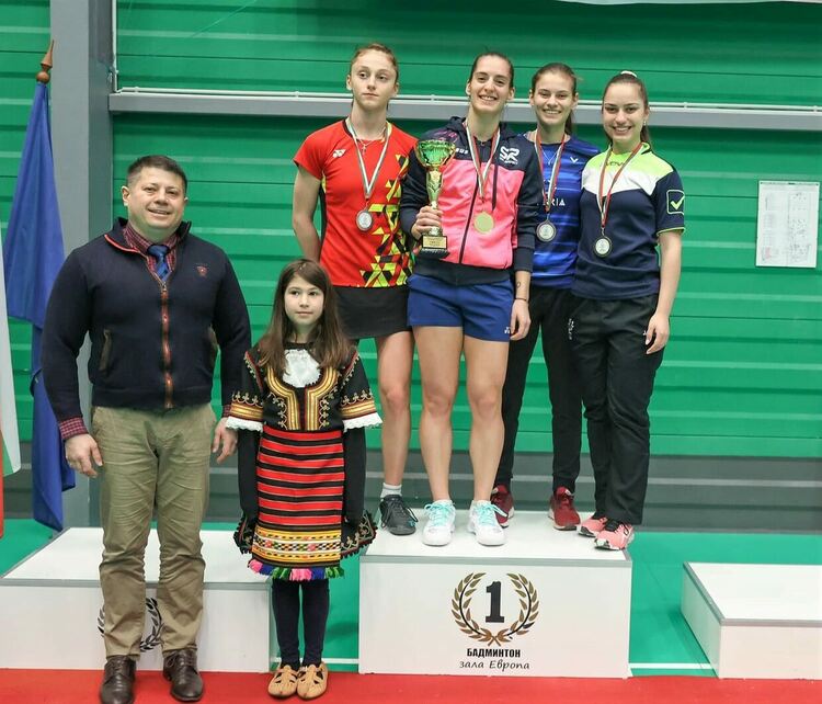 Хасковска хегемония на върха на Държавното по бадминтон